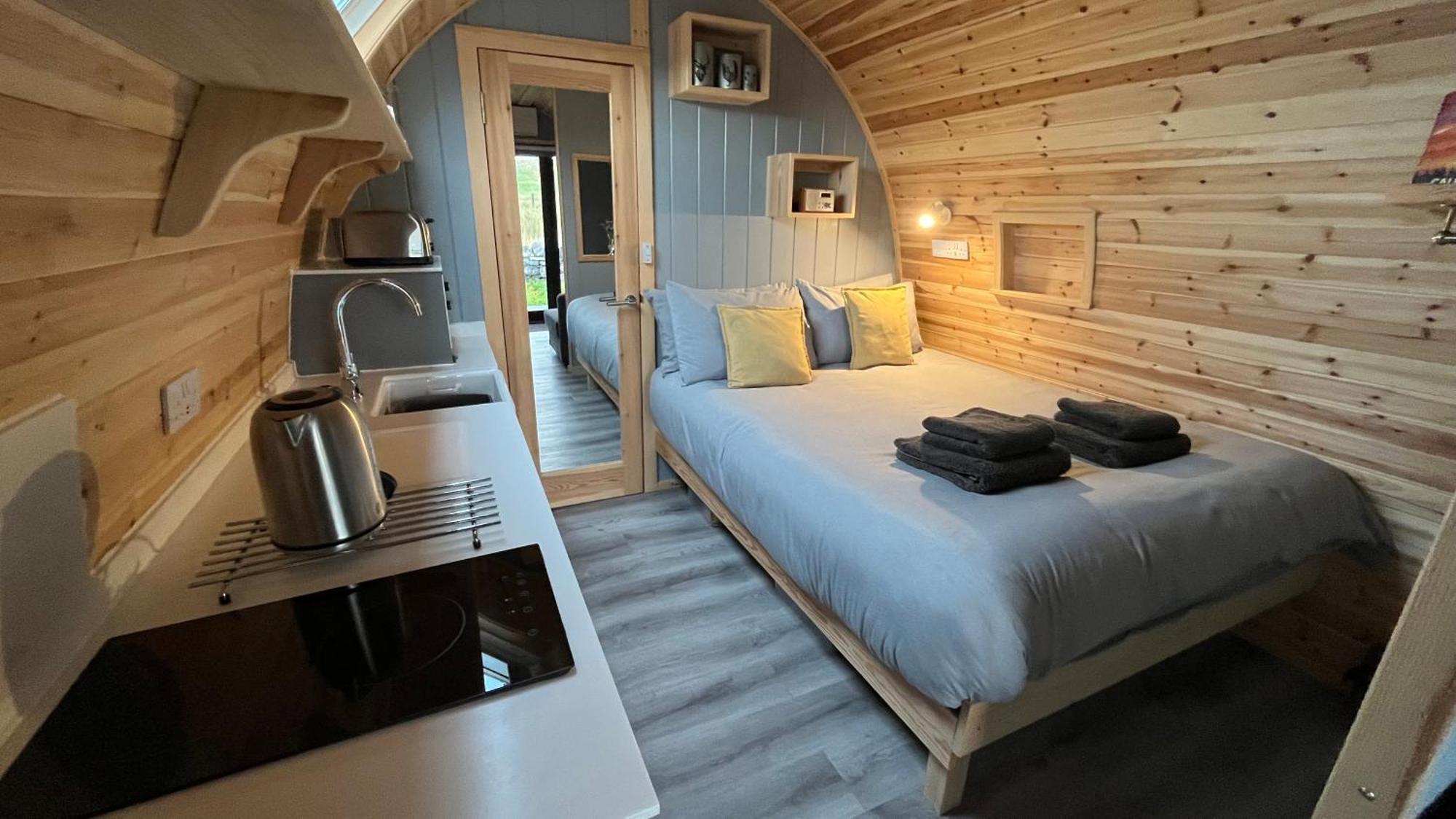 21 Callanish Luxury Pod Exterior photo